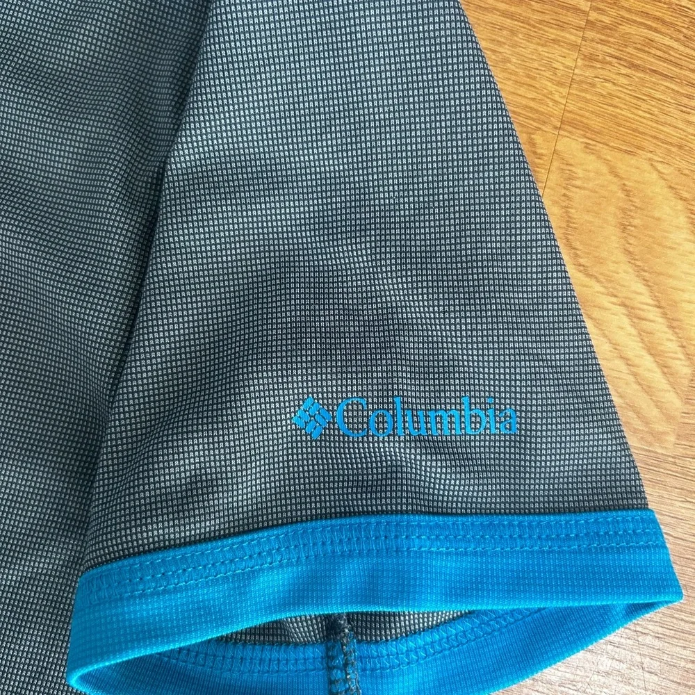 Columbia Kids' Charcoal and Aqua shirt boys size small